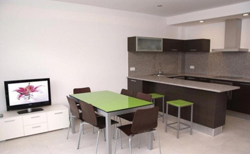 Apartaments Verd Natura Olot Kültér fotó